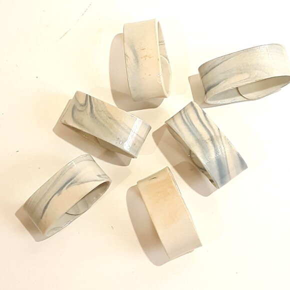 Porcelain Napkin Rings Embossed Unicorn Blue White Glaze Vintage Set of 6 - Picture 3 of 6